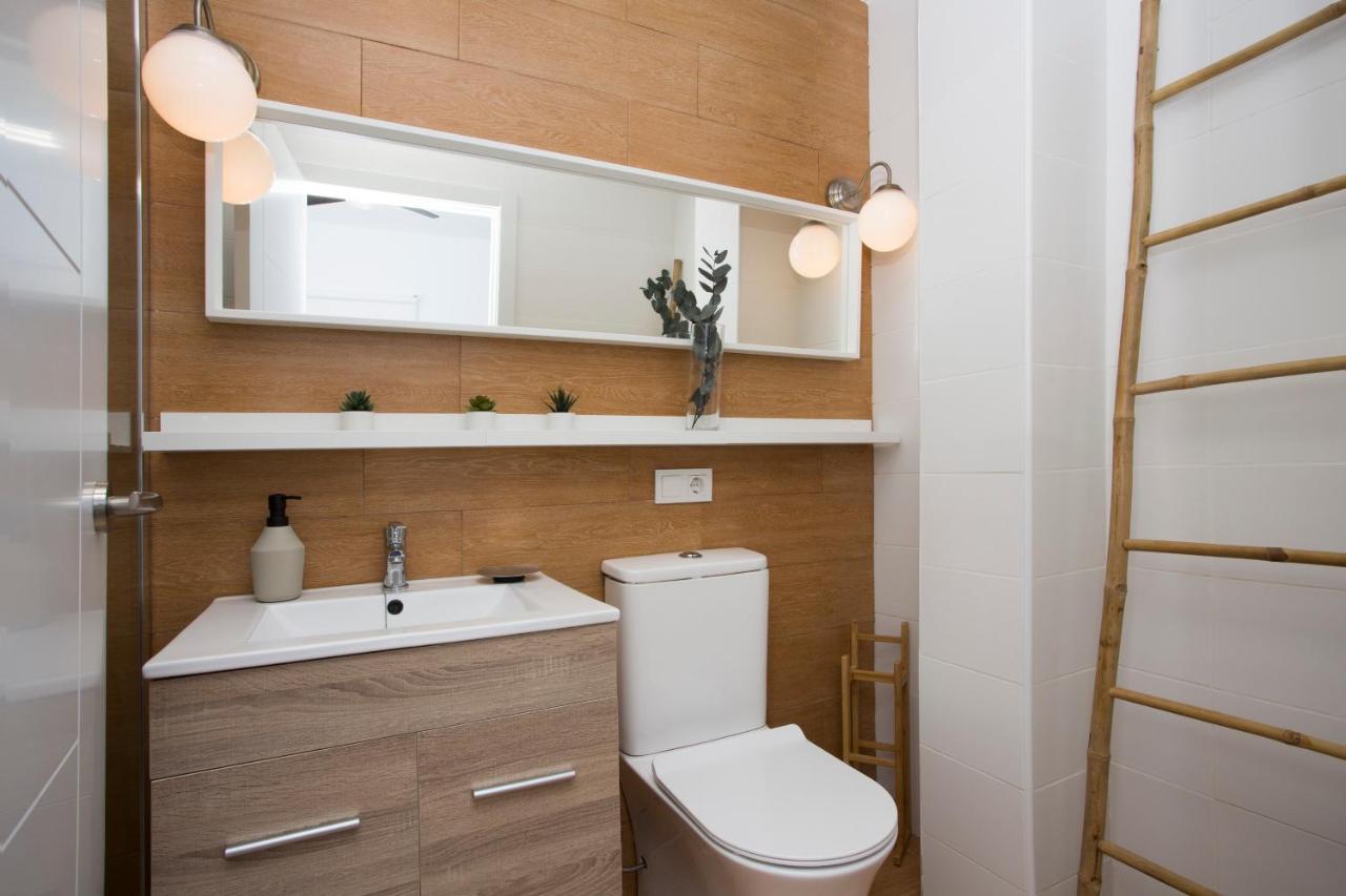 Singularstays Marina Valencia Bagian luar foto