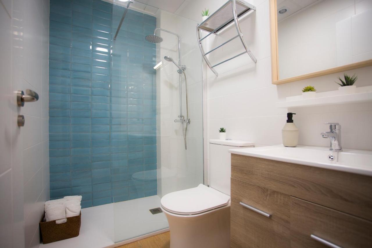 Singularstays Marina Valencia Bagian luar foto